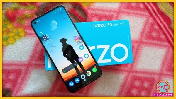 Narzo 30 Pro में 120Hz रिफ्रेश रेट वाला LCD पैनल है. (फ़ोटो: Mohammad Faisal/ The Lallantop) Narzo 30 Pro 2