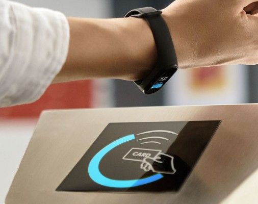 NFC वाले फ़िटनेस बैंड भी मेट्रो गेट खोल सकते हैं. (फ़ोटो: Xiaomi) Nfc Fitness Band