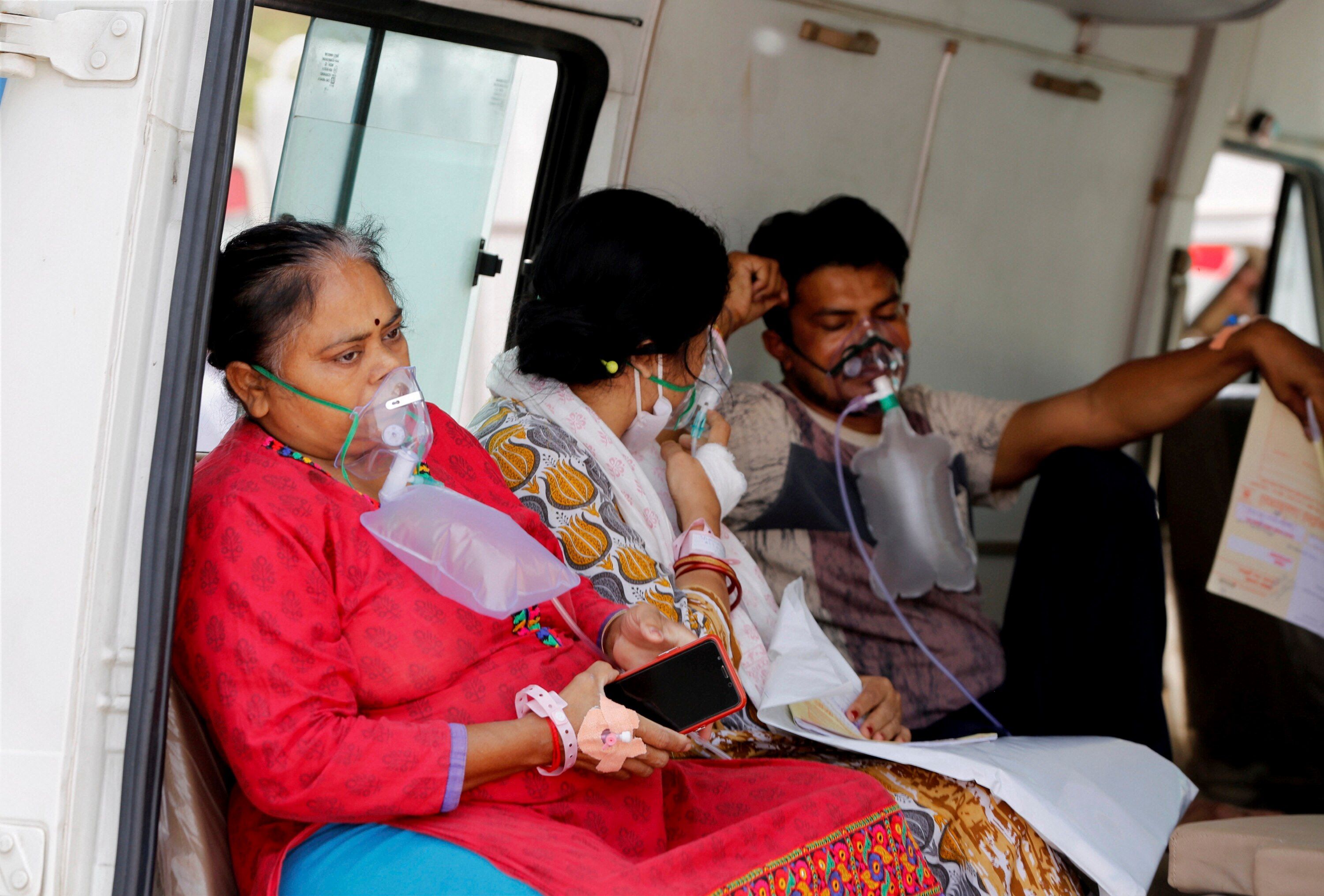 कोविड 19 से बीमार मरीजों के इलाज के लिए प्लाज्मा थेरेपी का भी यूज हो रहा है. फोटो प्रतीकात्मक है और पीटीआई से ली गई है.