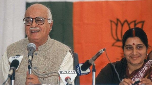 भाजपा में शामिल होने के बाद से सुषमा स्वराज को लालकृष्ण आडवाणी का करीबी माना जाता रहा.