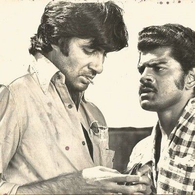 अमिताभ बच्चन और शरत सक्सेना.