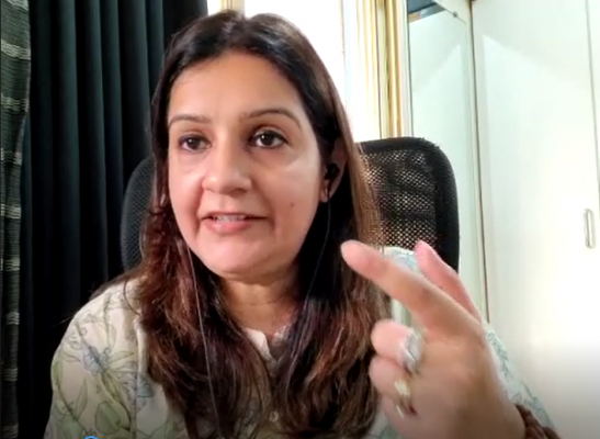 राज्यसभा सांसद Priyanka Chaturvedi महिलाओं के मुद्दों पर हमेशा से मुखर रही हैं. (फोटो: विशेष इंतजाम)