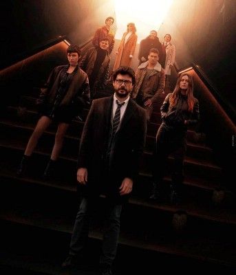 प्रोफेसर एंड टीम.