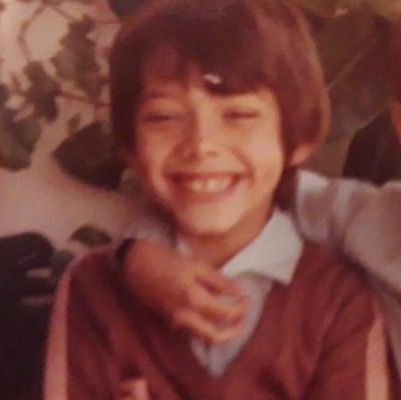 मिनी प्रोफेसर. (अलवरो के बचपन की तस्वीर.)