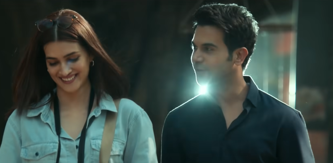 अपना पहला प्रेमी जोड़ा यानी आन्या और ध्रूव. 