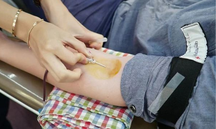 ब्लड डोनेट करने के लिए भी विगो इंट्रावेनस इंजेक्ट की जाती है.