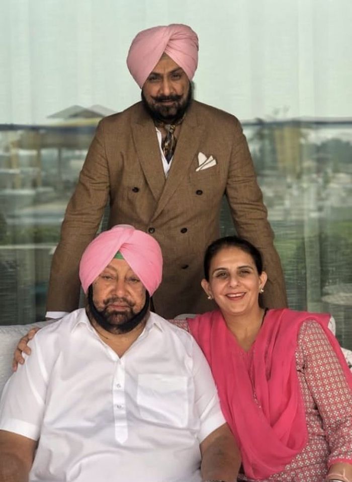 कैप्टन अमरिंदर, जय इंदर कौर और रणइंदर सिंह. (साभार- FB-जयइंदर कौर)