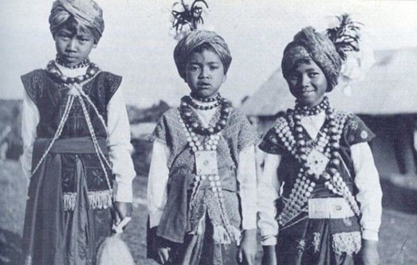 Khasi 1
