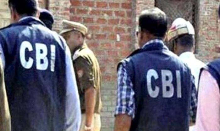 सीबीआई ऑफिसर्स (प्रतीकात्मक तस्वीर - आज तक)