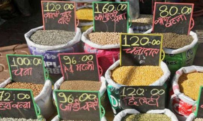 शेयर ट्रेडिंग में प्री-ओपनिंग सेशन वैसा ही है जैसे दुकानदार के लिए दुकान खोलने की तैयारी (फोटो क्रेडिट - आज तक))