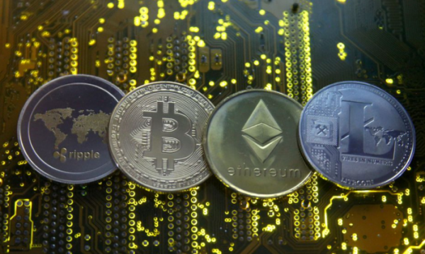 बिटकॉइन, ईथर, लाइटकॉइन वगैरह क्रिप्टोकरेंसी हैं (फोटो सोर्स -reuters) बिटकॉइन, ईथर, लाइटकॉइन वगैरह क्रिप्टोकरेंसी हैं (फोटो सोर्स -reuters)