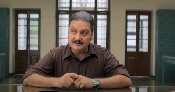 Vinay Pathak अपने चिर परिचित अंदाज़ में. Vinay Pathak अपने चिर परिचित अंदाज़ में.