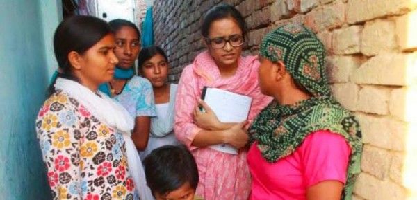 तस्वीर में प्रियंका दुबे तस्वीर में प्रियंका दुबे