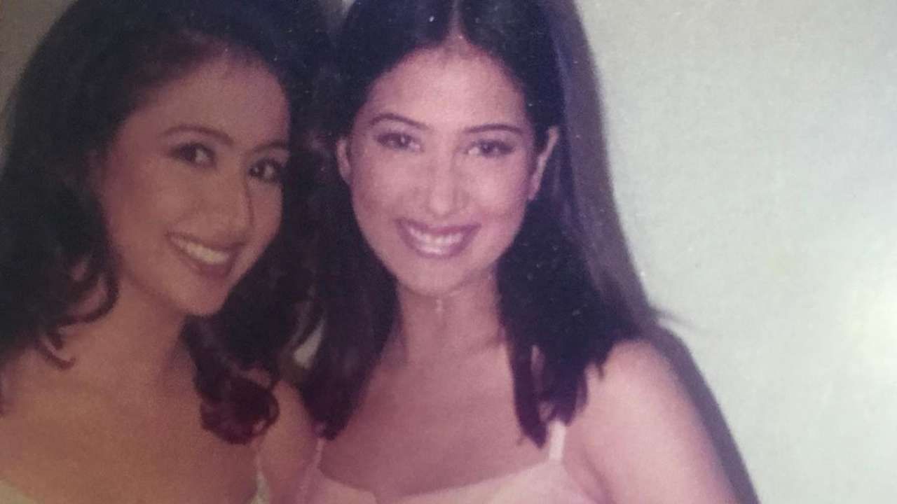 'मोहब्बतें' की शूटिंग के दौरान किम शर्मा के साथ प्रीति.