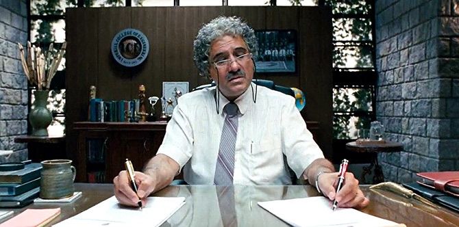 Boman Irani As Veerusahastrabuddhe Aka Virus In 3 Idiots