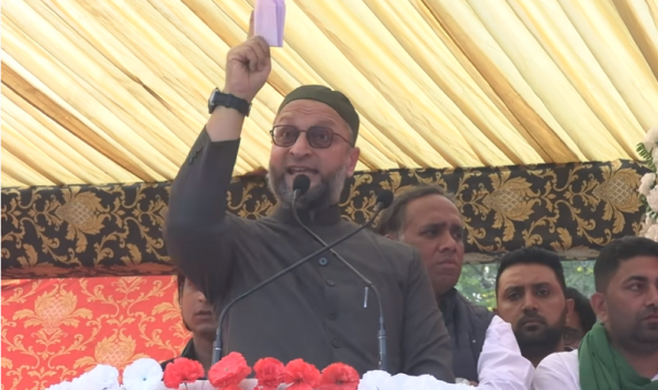 Owais Kanpur 1