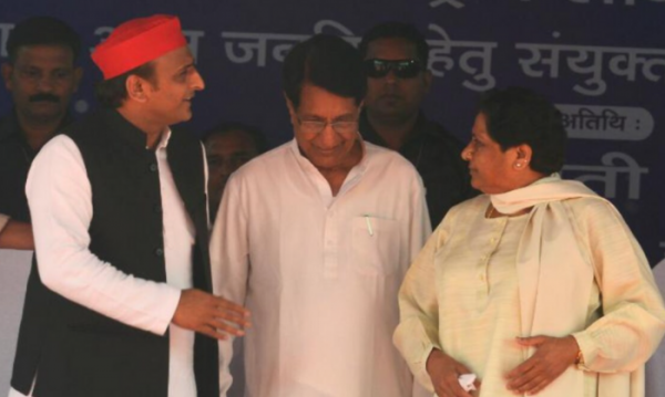 अखिलेश यादव, अजीत सिंह और मायावती (फोटो सोर्स -आज तक) अखिलेश यादव, अजीत सिंह और मायावती (फोटो सोर्स -आज तक)