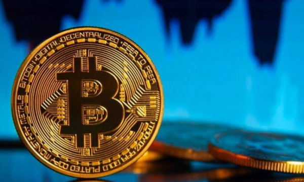 बिटकॉइन (प्रतीकात्मक चित्र - आज तक)