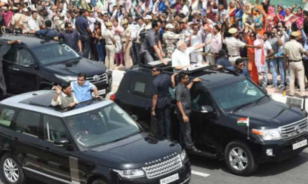 रोड शो के दौरान PM मोदी (प्रतीकात्मक चित्र- आज तक)