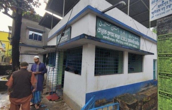 नबोपल्ली इलाके में स्थित अमनाती मस्जिद