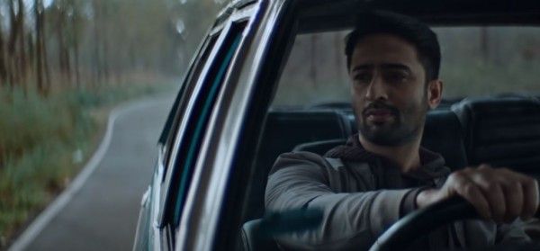 Yaatri Kripya Dhyan De