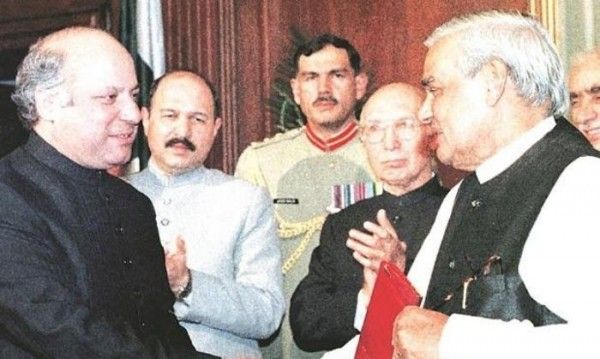 लाहौर डिक्लेयरेशन के तहत कहा गया था कि दोनों देश आपसी संघर्ष से बचने की कोशिश करेंगे (फ़ाइल फोटो) Antitled Design (2)