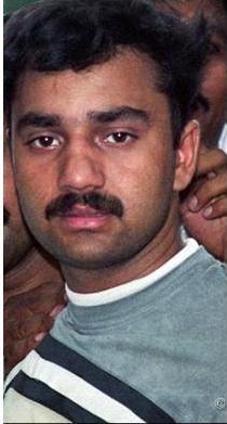 शेर सिंह राणा ने अपनी किताब 'जेल डायरी- तिहाड़ से काबुल-कांधार तक' में ये भी कहा था कि उसने फूलन देवी की हत्या नहीं की. पुलिस ने उसे ये जुर्म कबूलने के लिए मजबूर किया. शेर सिंह राणा ने अपनी किताब 'जेल डायरी- तिहाड़ से काबुल-कांधार तक' में ये भी कहा था कि उसने फूलन देवी की हत्या नहीं की. पुलिस ने उसे ये जुर्म कबूलने के लिए मजबूर किया.