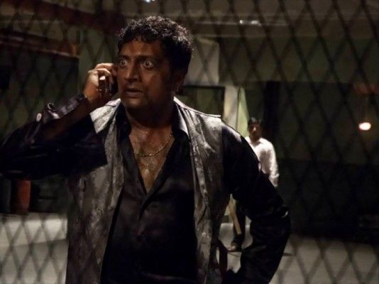 वांटेड फ़िल्म में प्रकाश राज