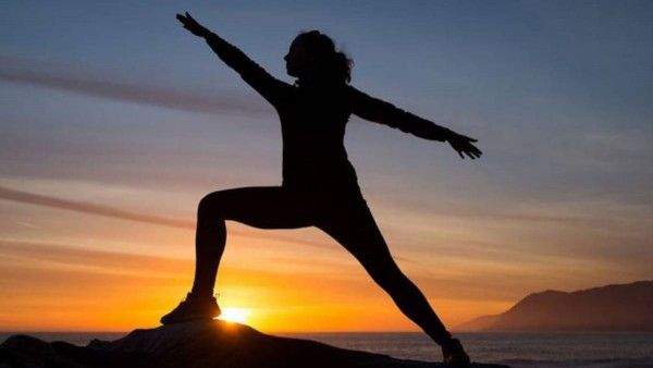 अपनी लाइफस्टाइल में हेल्दी बदलाव लाएं