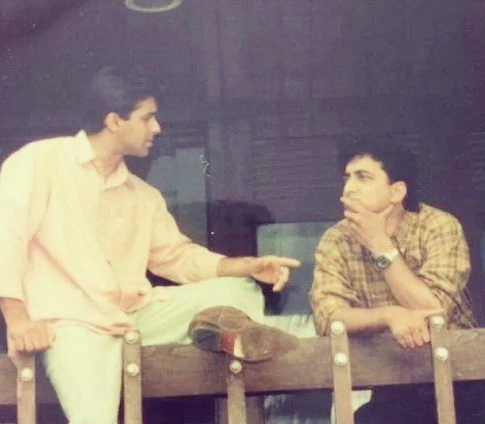 फिल्म 'जीत' के सेट पर सलमान खान और साजिद नाडियवाला. 